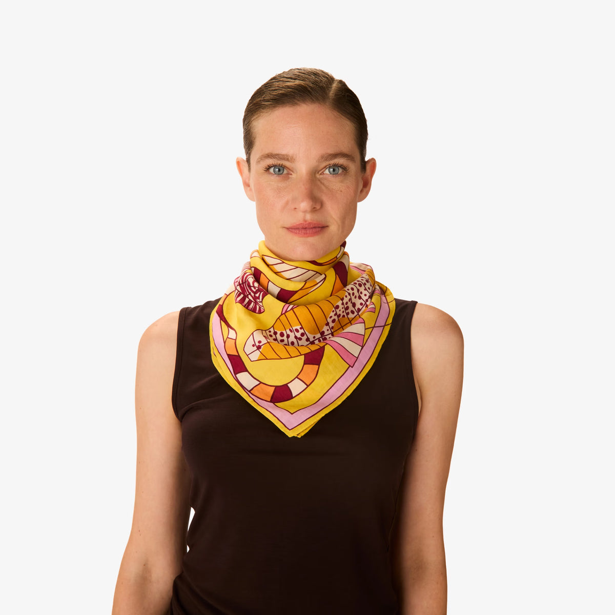 Carre 65 Cerfs Volants Yellow