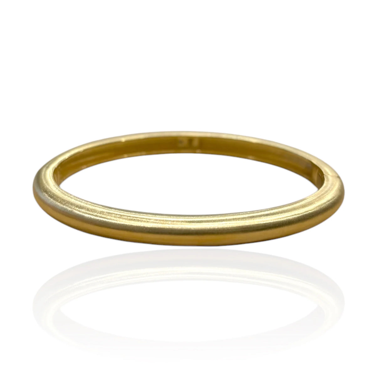 Riva Bangle Bracelet in Gold