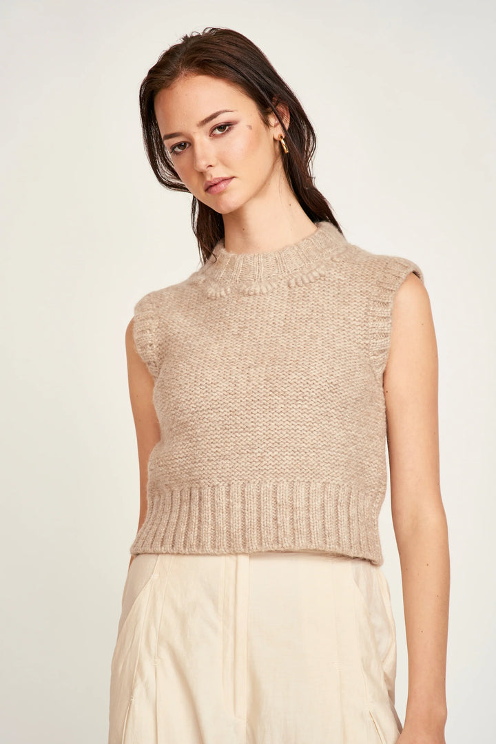 Marin Shell Vest in Graham Cracker