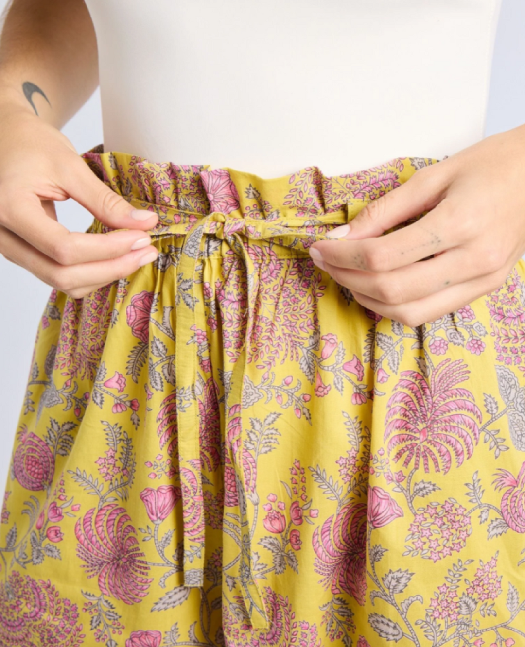 Cary Short in Citron Floral