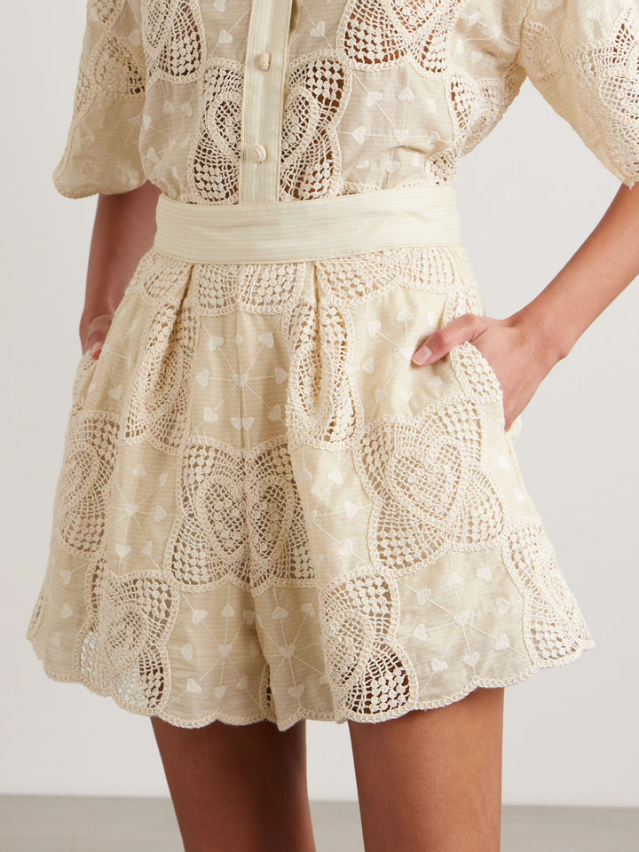 Wanderlust Tuck Short