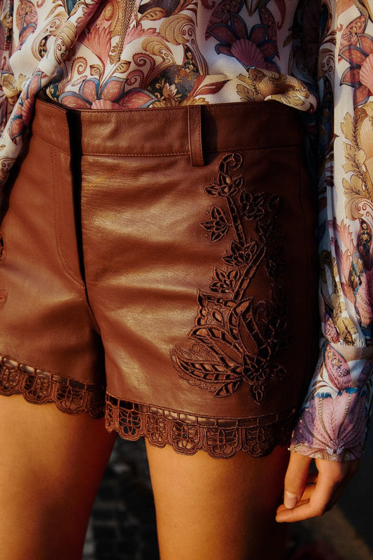 Richelieu Caramel Leather Short