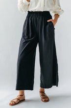 Load image into Gallery viewer, Mirth pant in black