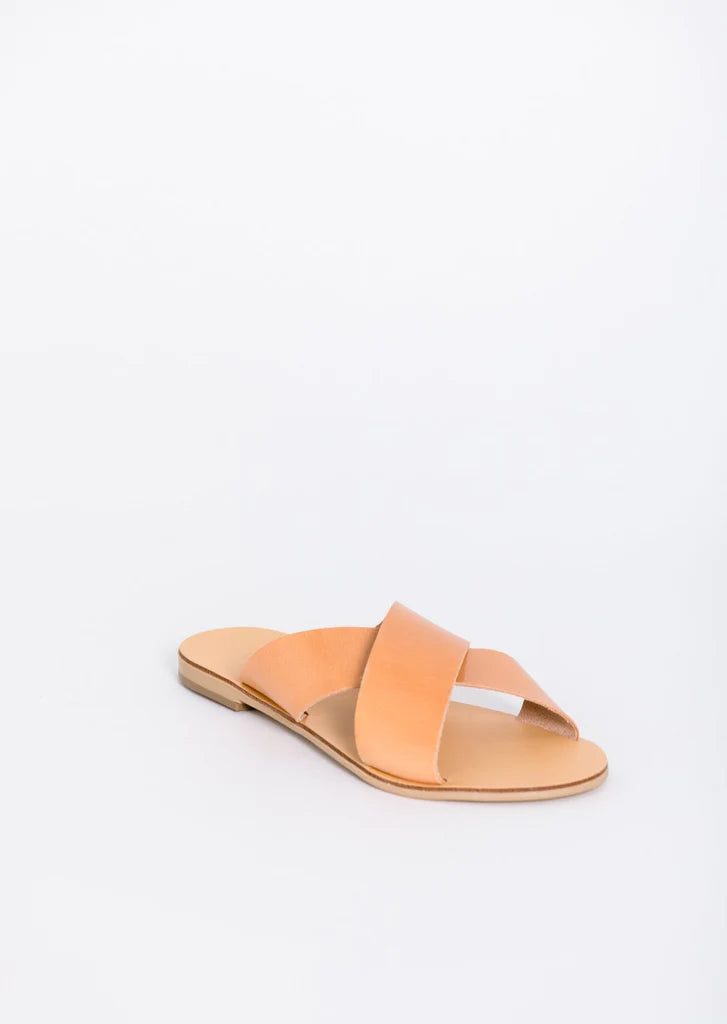 Paros sandal in natural