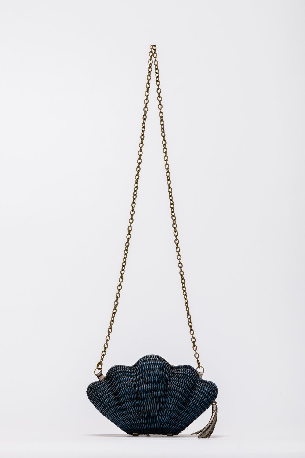 Jane rattan clutch in black